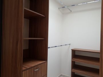 CASA EN VENTA EN LOMAS DE CASTILLOTLA