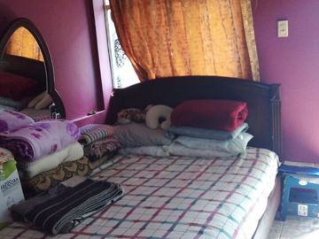 VENDO CASA 3 PISOS  BONITA, RENTABLE,  B EL CARMEN, VIA PRINCIPAL BOGOTA, JUNTO EL TUNALY S.  VICENTE