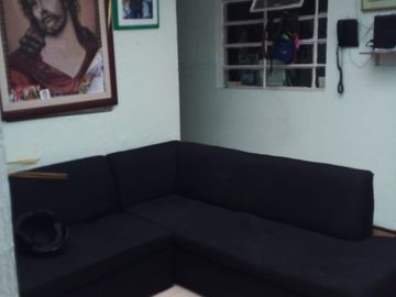 VENDO CASA 3 PISOS  BONITA, RENTABLE,  B EL CARMEN, VIA PRINCIPAL BOGOTA, JUNTO EL TUNALY S.  VICENTE