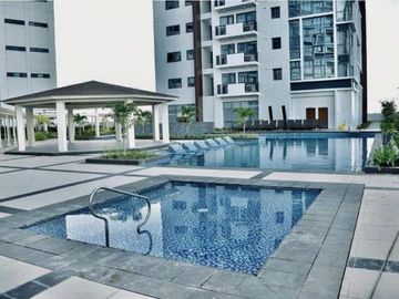 Resale Income Generating Studio Beach Condo in One Manchester Place in Mactanc