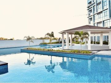 Resale Income Generating Studio Beach Condo in One Manchester Place in Mactanc