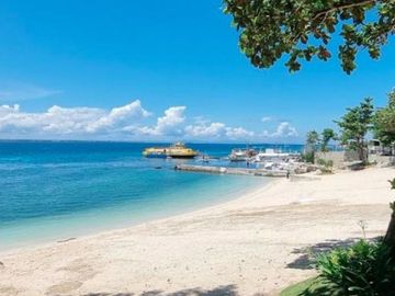 Resale Income Generating Studio Beach Condo in One Manchester Place in Mactanc