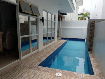 BRAND NEW MODERN HOUSE WITH POOL NEAR CLARK AND BALIBAGO