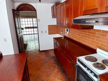 DEPARTAMENTO TIPO DUPLEX CON MEZZANINE - Urb. Tulipanes, Surco