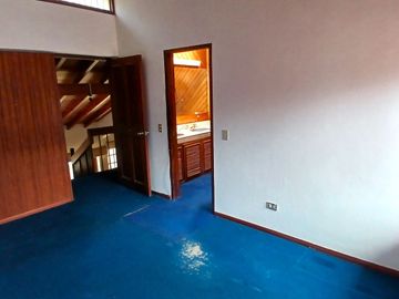DEPARTAMENTO TIPO DUPLEX CON MEZZANINE - Urb. Tulipanes, Surco