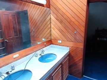 DEPARTAMENTO TIPO DUPLEX CON MEZZANINE - Urb. Tulipanes, Surco