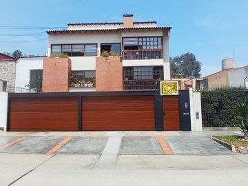 DEPARTAMENTO TIPO DUPLEX CON MEZZANINE - Urb. Tulipanes, Surco