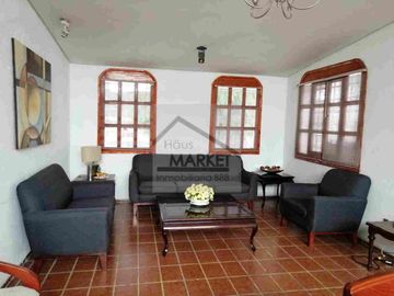 CASA DE UN PISO EN ARBOLEDAS