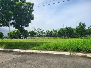 Southwoods Residential 510 Sqm Lot For Sale Inside Manila Southwoods Near The Golf & Country Club