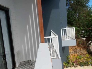 Fully furnished 2 Storey House and Lot for Sale in La Trinidad