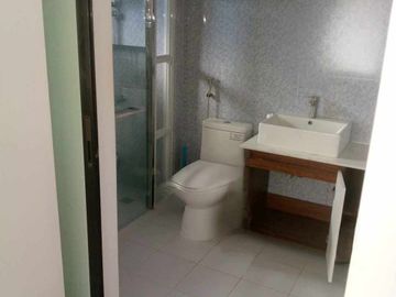 Fully furnished 2 Storey House and Lot for Sale in La Trinidad