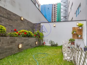 Venta de Departamento en 1er Piso – 171 m² – San Miguel – Patio y Jardín