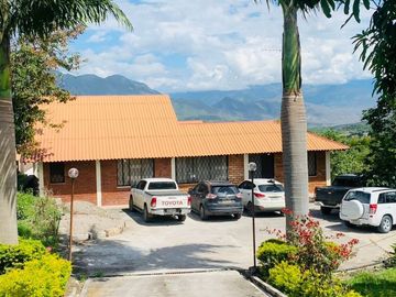 Quinta en venta ubicada en Yunguilla