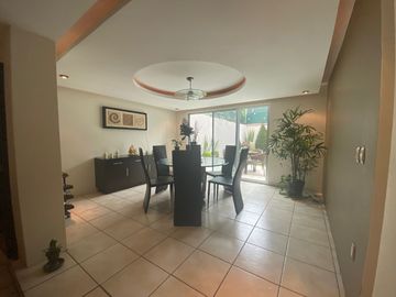 Casa en Venta Jardienes del Sol