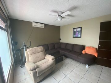 Casa en Venta Jardienes del Sol
