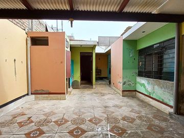 Oportunidad de Inversión en Bellavista, Callao – Casa con Gran Potencial para Remodelar