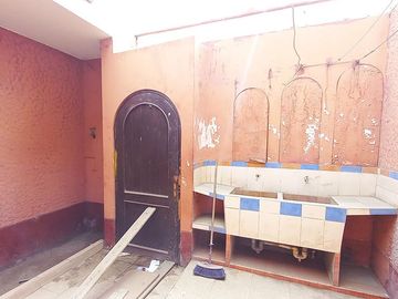 Oportunidad de Inversión en Bellavista, Callao – Casa con Gran Potencial para Remodelar