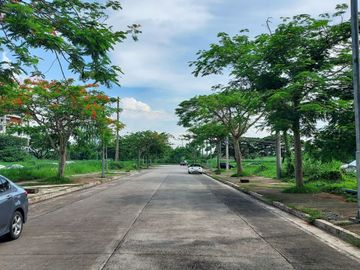 The Commercial Lot for Sale in Santa Rosa Business Park, Laguna