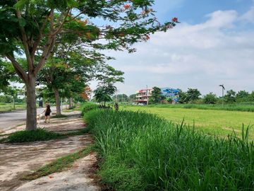 The Commercial Lot for Sale in Santa Rosa Business Park, Laguna