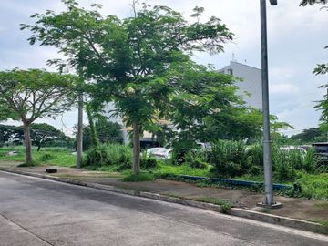 The Commercial Lot for Sale in Santa Rosa Business Park, Laguna