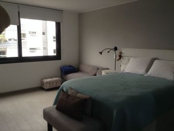 VENDO  CASA EN CALLE JOSE SABOGAL - URB. LA AURORA - MIRAFLORES