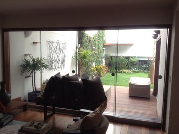 VENDO  CASA EN CALLE JOSE SABOGAL - URB. LA AURORA - MIRAFLORES