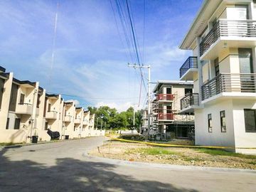 For Sale Walk-up Condo in Tangke, Talisay, Cebu