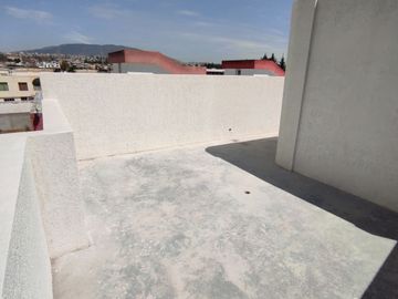 ✅Venta de casa dos plantas con espacios de confort, habitabilidad y con excelente ubicación en el centro urbano de Marianitas de Calderón, Norte de Qu