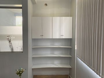 SE ALQUILA 2DO PISO CON 4 OFICINAS CERCA DEL METRO DE SAN JUAN DE LURIGANCHO