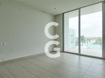 Departamento en Venta en Cancún en SLS Marina Beach con Terraza y Vista al Mar