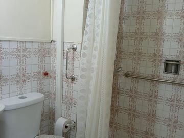 DEPARTAMENTO EN VENTA EN ZONA TURÍSTICA DE GUAYAQUIL