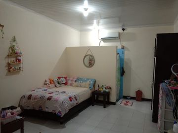 Dijual Rumah di Kota Jl Keselamatan Dalam Dekat Gajah Mada Ex Kosan