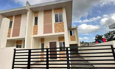SUNNY HOMES TOWN HOUSE IN PADRE GARCIA BATANGAS