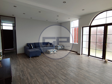Casa con piscina, 6 Dormitorios