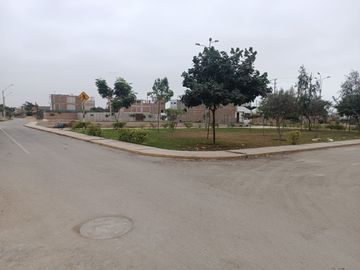 LINDO TERRENO EN VENTA FRENTE A PARQUE VILLA VERDE III ETAPA PACHACAMAC!