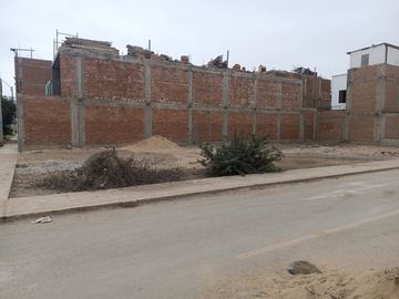 LINDO TERRENO EN VENTA FRENTE A PARQUE VILLA VERDE III ETAPA PACHACAMAC!