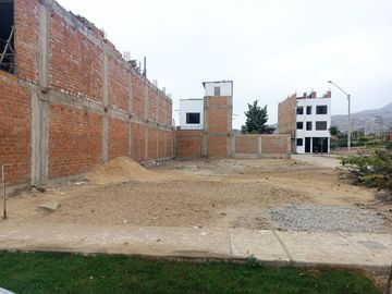 LINDO TERRENO EN VENTA FRENTE A PARQUE VILLA VERDE III ETAPA PACHACAMAC!