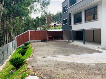 Casa en venta ubicado sector Huajibamba