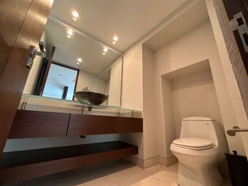 CASA EN VENTA FRACC. CUMBRES ALBERCA