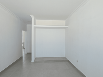 Venta Casa Samborondon, Urb. San Antonio, Diagonal Plaza Tía