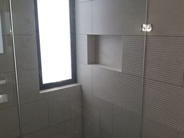 VENDO CASA NUEVA LAS ALAMEDAS