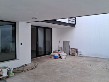 VENDO CASA NUEVA LAS ALAMEDAS