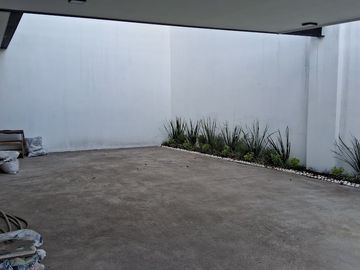 VENDO CASA NUEVA LAS ALAMEDAS