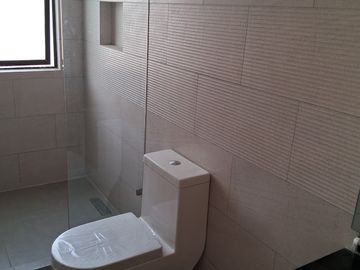 VENDO CASA NUEVA LAS ALAMEDAS