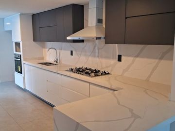 VENDO CASA NUEVA LAS ALAMEDAS