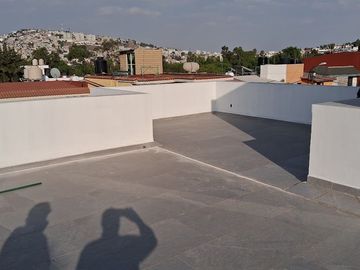 VENDO CASA NUEVA LAS ALAMEDAS
