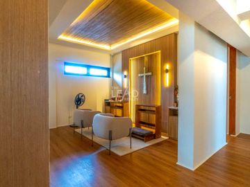 Enormous 10BR House and Lot in Antipolo for Sale!