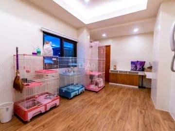 Enormous 10BR House and Lot in Antipolo for Sale!