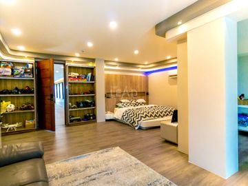 Enormous 10BR House and Lot in Antipolo for Sale!