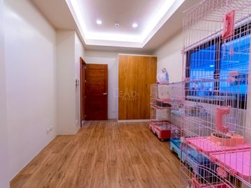 Enormous 10BR House and Lot in Antipolo for Sale!
